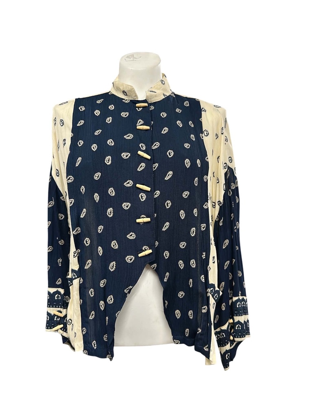 Bali Navy and Cream Printed Mandarin Button-Front Blouse Size L
